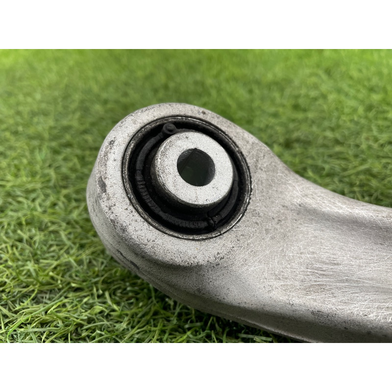 Рычаг подвески (подвеска) AUDI A8 D4 2011 4,2 8K0505324H