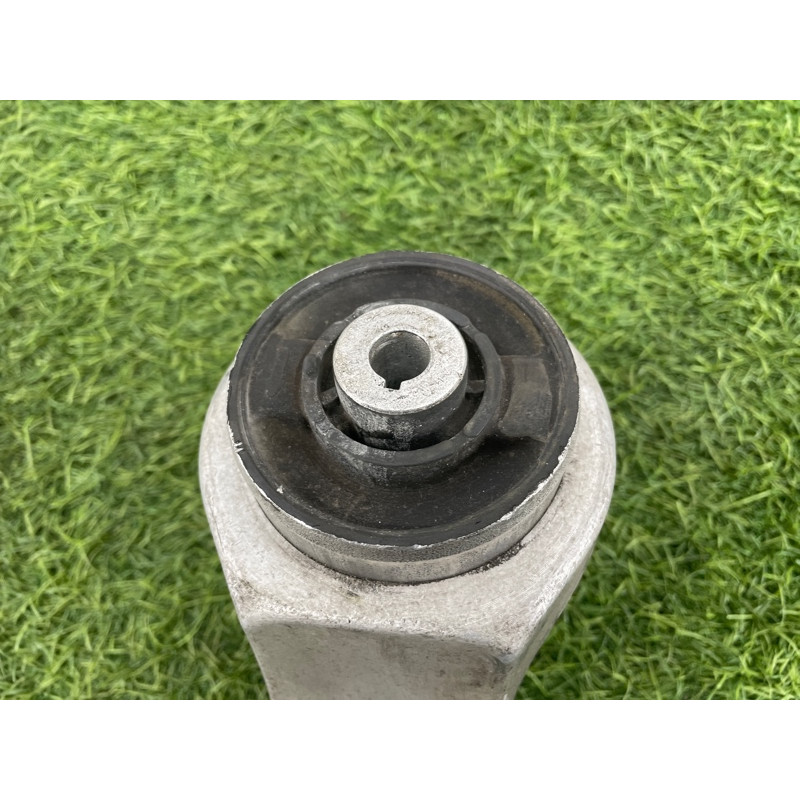 Рычаг подвески (подвеска) AUDI A8 D4 2011 4,2 4H0407694F