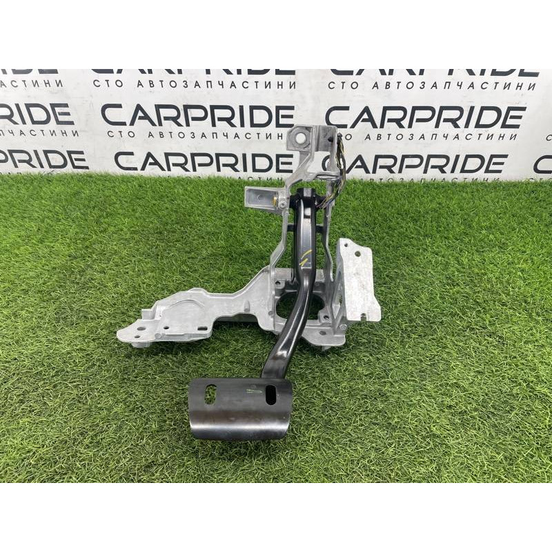 Педаль тормоза с кронштейном (тормозная система) AUDI A4 B9 2017 2.0L 8W1723117