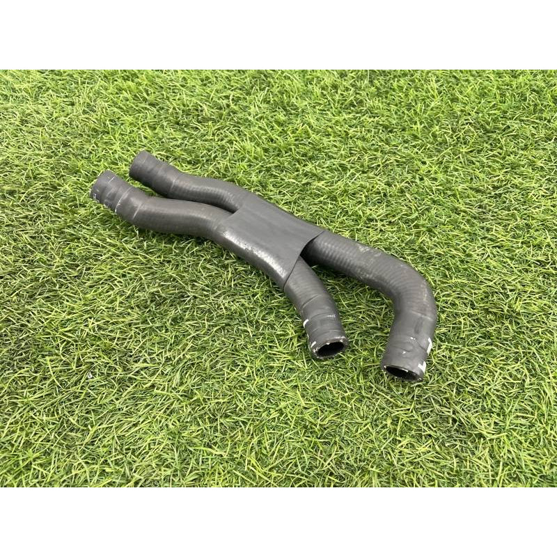 Патрубок (система охлаждения) Audi A5 F5 2019 2.0 TFSI 8W0122445C