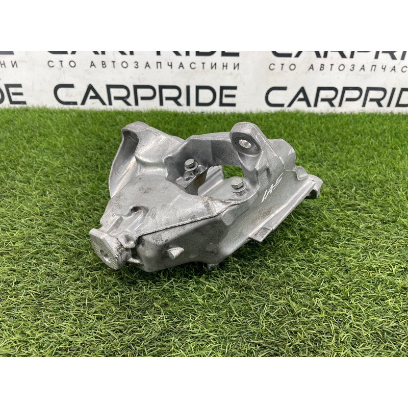 Кронштейн подушки двигателя (кронштейны двигателя) Audi A5 F5 2019 2.0 TFSI 4M0199307CB