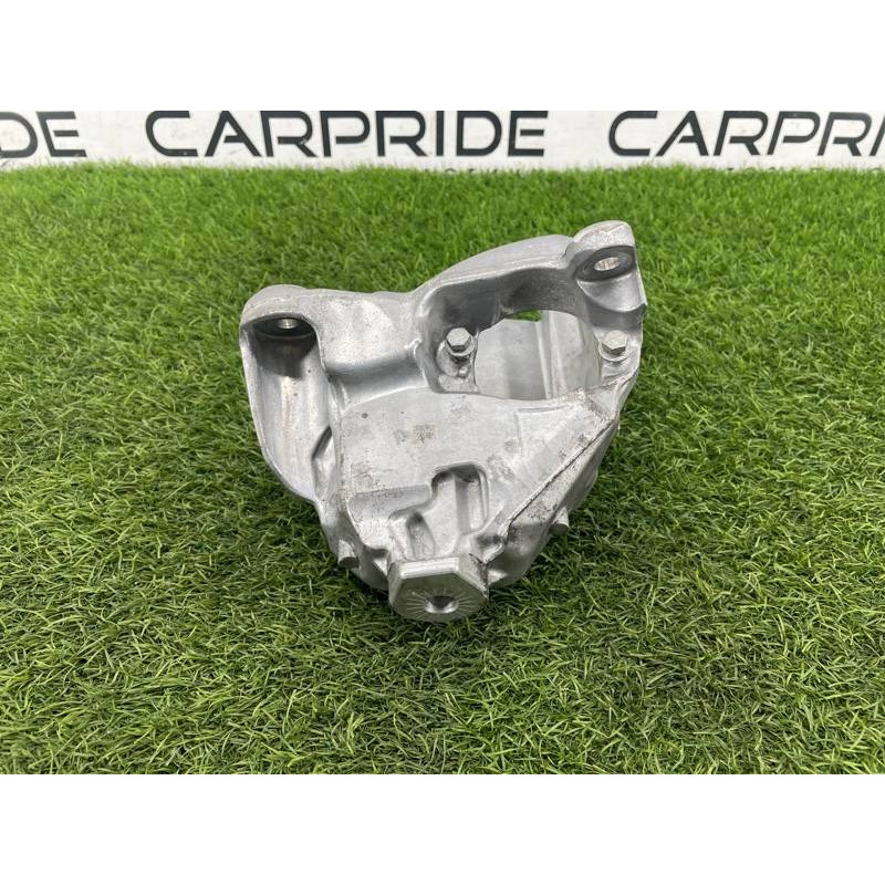 Кронштейн подушки двигателя (кронштейны двигателя) Audi A5 F5 2019 2.0 TFSI 4M0199307CB