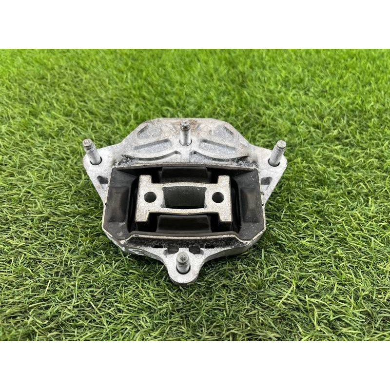 Подушка КПП (трансмиссия) AUDI A4 B9 2017 2.0L 8W0399156AN