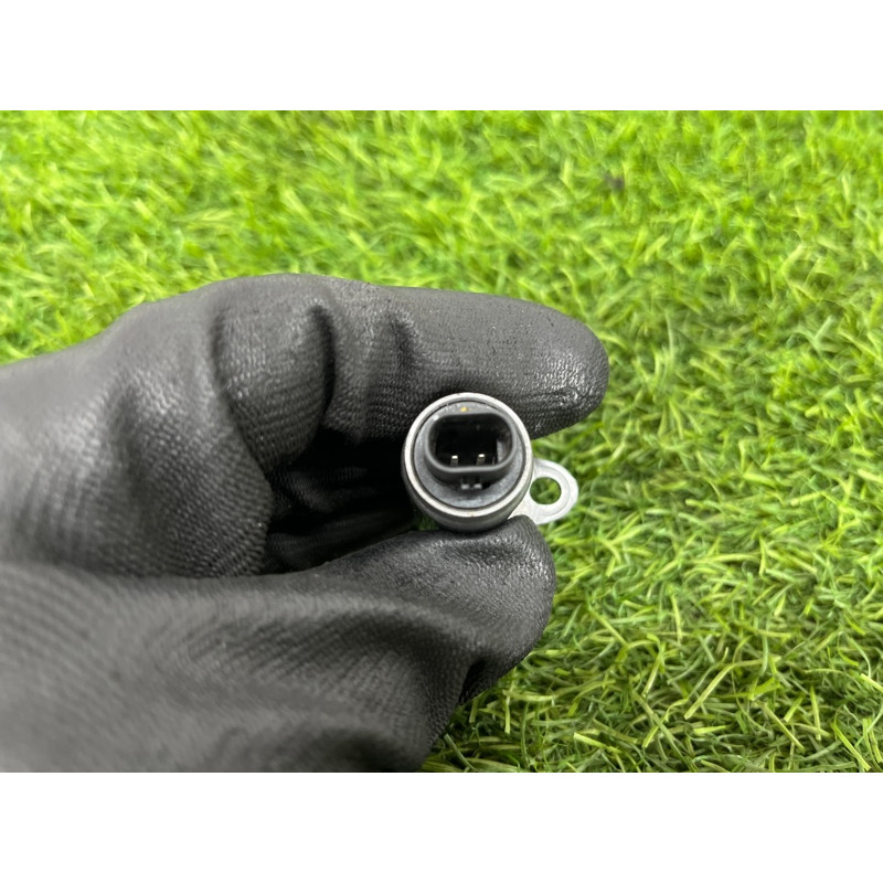 Клапан электромагнитный (электрика) AUDI A4 B9 2017 2.0L 06E103697Q