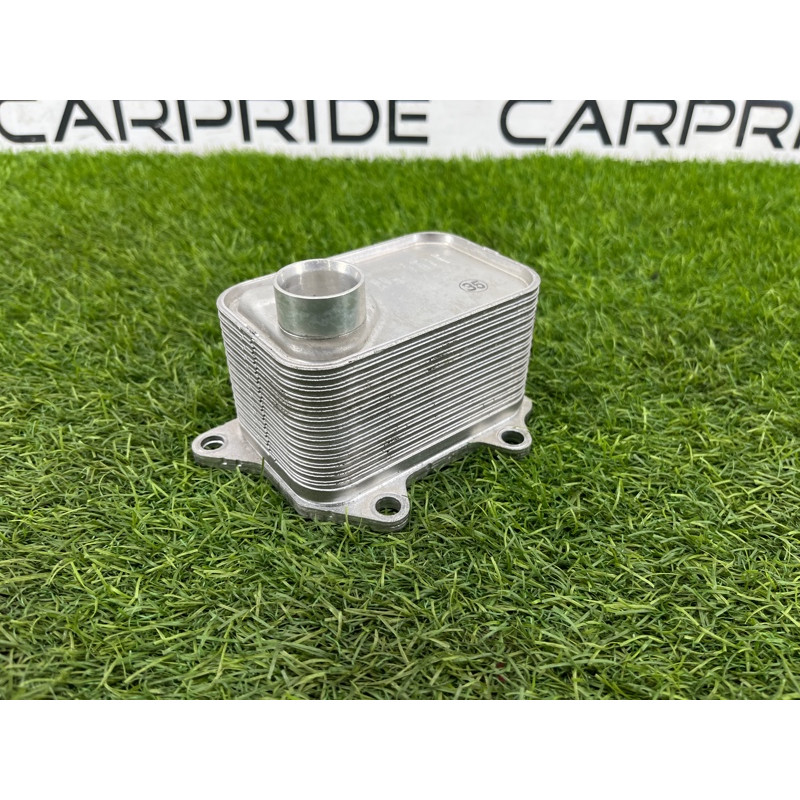 Теплообменник масляного фильтра (двигатель и элементы) Audi A5 F5 2019 2.0 TFSI 06L117021G