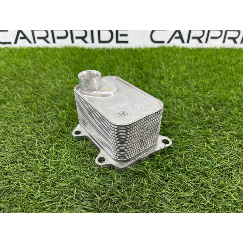 Теплообменник масляного фильтра (двигатель и элементы) Audi A5 F5 2019 2.0 TFSI 06L117021G