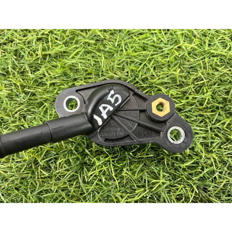 Фланец системы охлаждения (система охлаждения) Audi A5 F5 2019 2.0 TFSI 06K121132