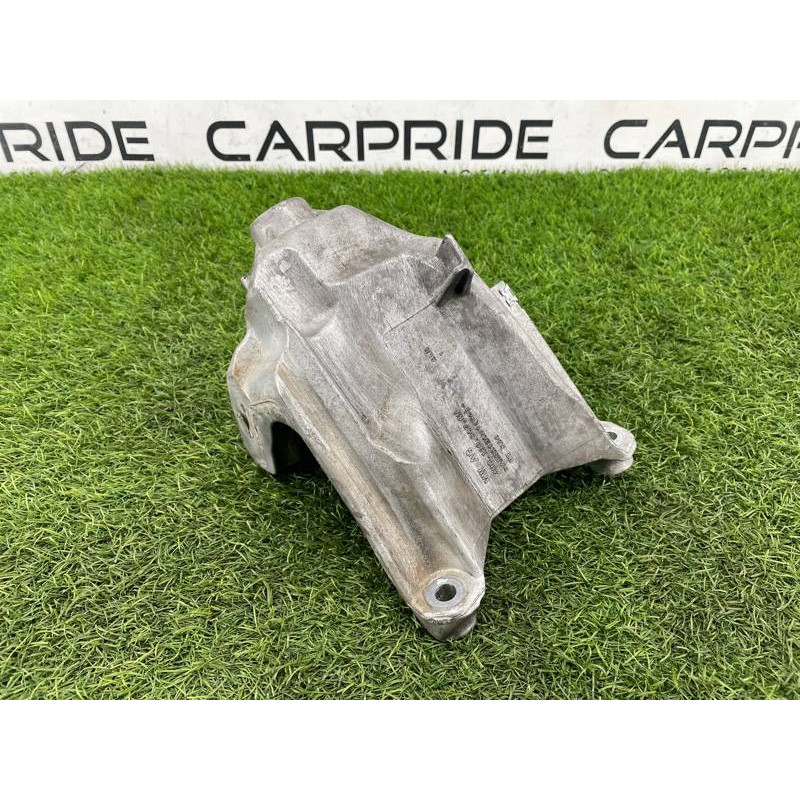 Кронштейн подушки двигателя (кронштейны двигателя) AUDI A4 B9 2017 2.0L 4M0199307BM