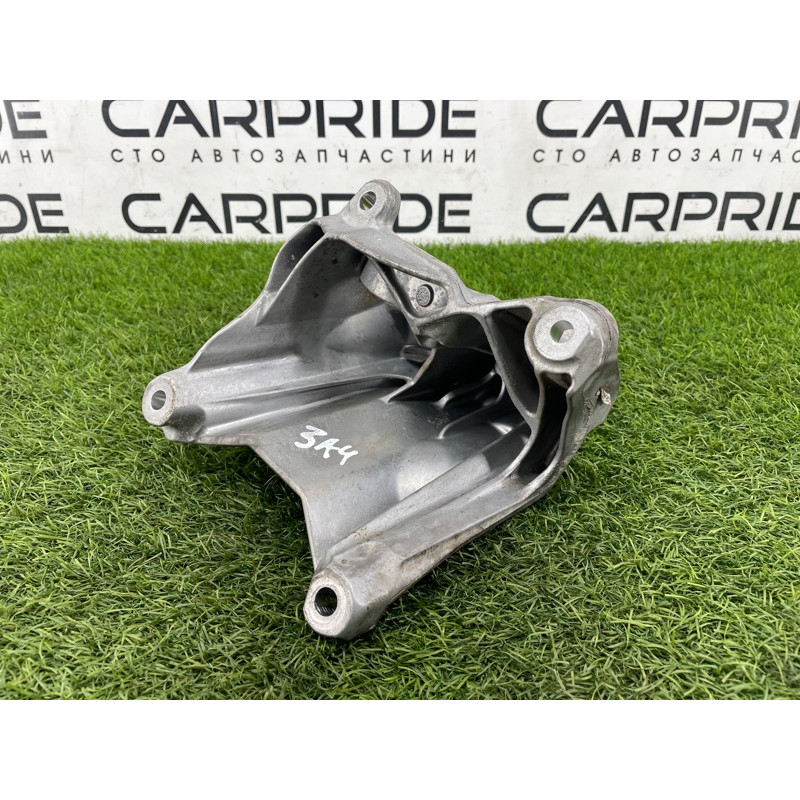 Кронштейн подушки двигателя (кронштейны двигателя) AUDI A4 B9 2017 2.0L 4M0199307BM