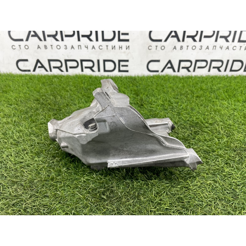 Кронштейн подушки двигателя (кронштейны двигателя) AUDI A4 B9 2017 2.0L 4M0199307BM