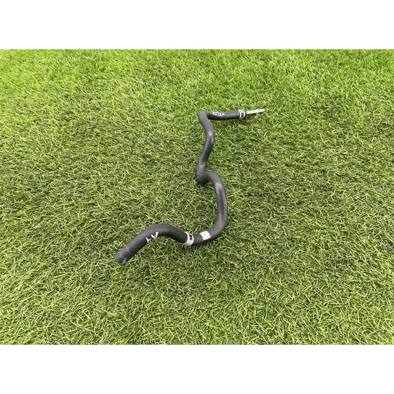 Шланг топливный (топливная система) AUDI A4 B9 2017 2.0L 8W0201215AQ