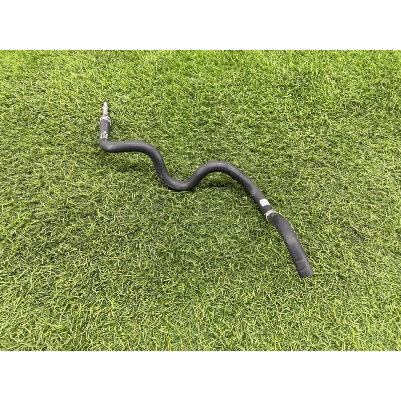 Шланг топливный (топливная система) AUDI A4 B9 2017 2.0L 8W0201215AQ