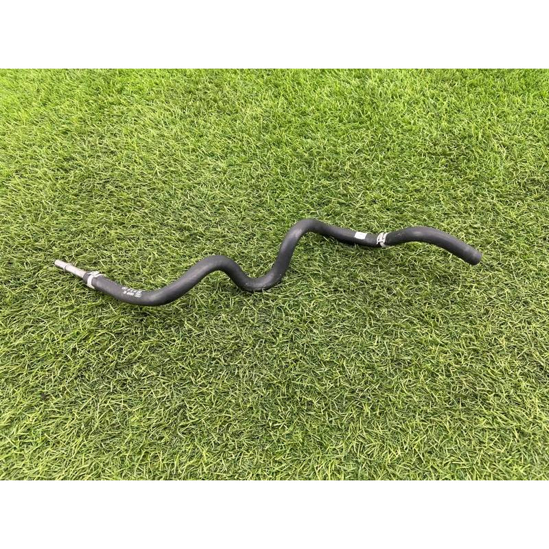 Шланг топливный (топливная система) AUDI A4 B9 2017 2.0L 8W0201215AQ