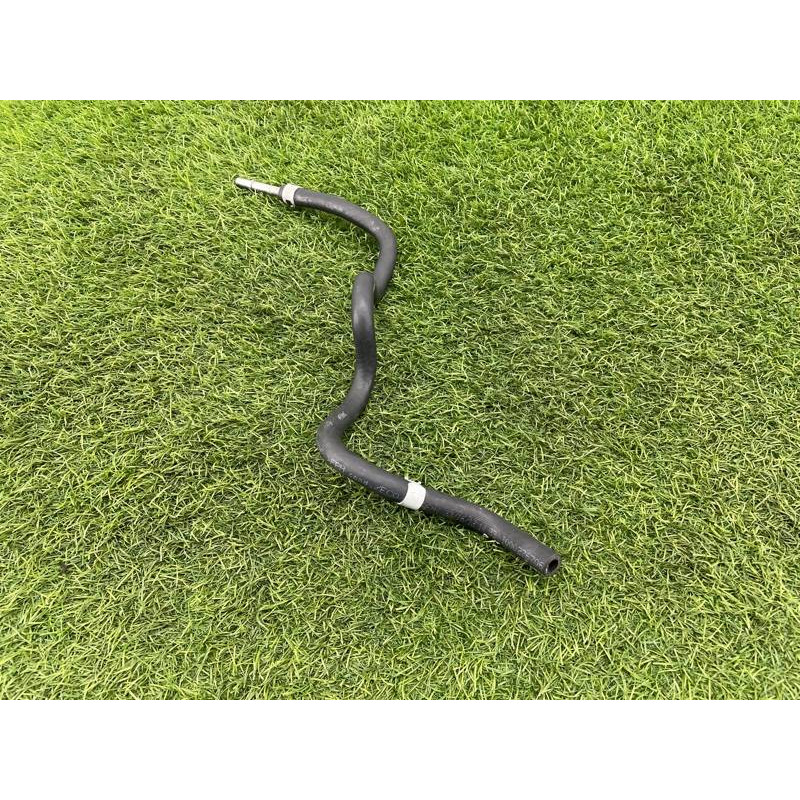 Шланг топливный (топливная система) AUDI A4 B9 2017 2.0L 8W0201215AQ