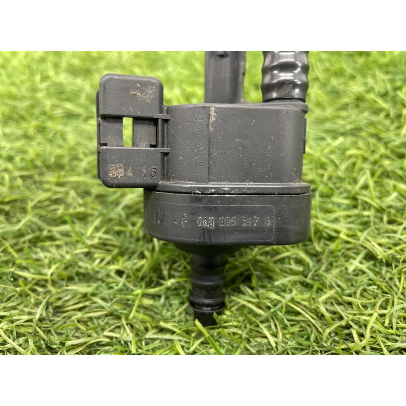 Клапан вентиляции топливного бака (топливная система) AUDI A4 B9 2017 2.0L 06L133781Q