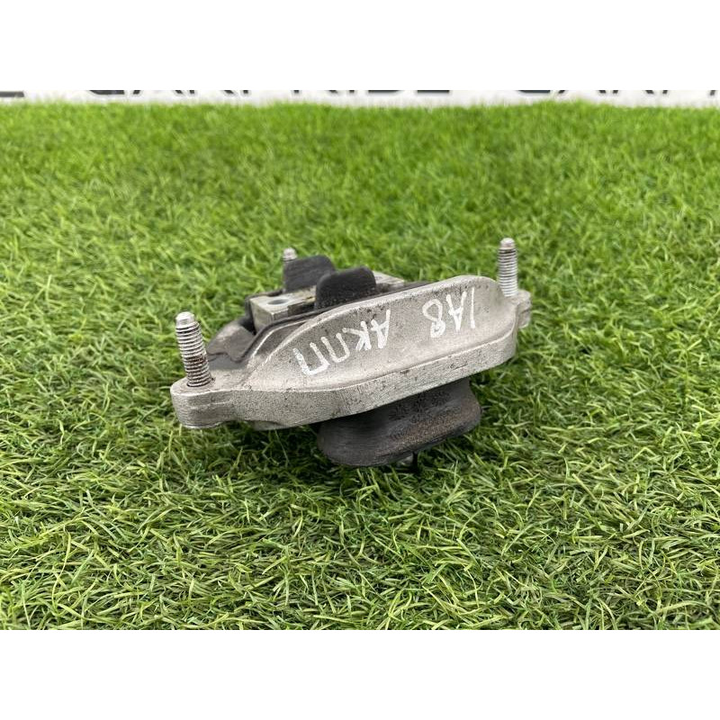 Подушка КПП (трансмиссия) AUDI A8 D4 2011 4,2 8K0399151CM