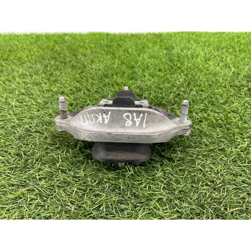 Подушка КПП (трансмиссия) AUDI A8 D4 2011 4,2 8K0399151CM