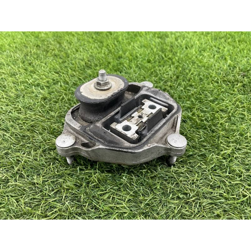 Подушка КПП (трансмиссия) AUDI A8 D4 2011 4,2 8K0399151CM