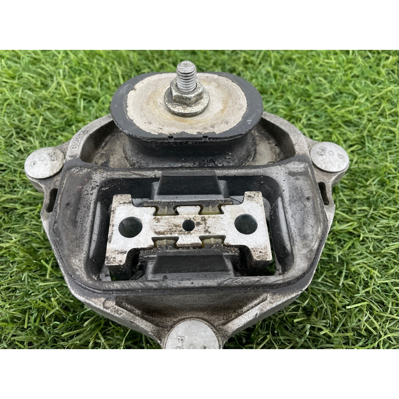 Подушка КПП (трансмиссия) AUDI A8 D4 2011 4,2 8K0399151CM