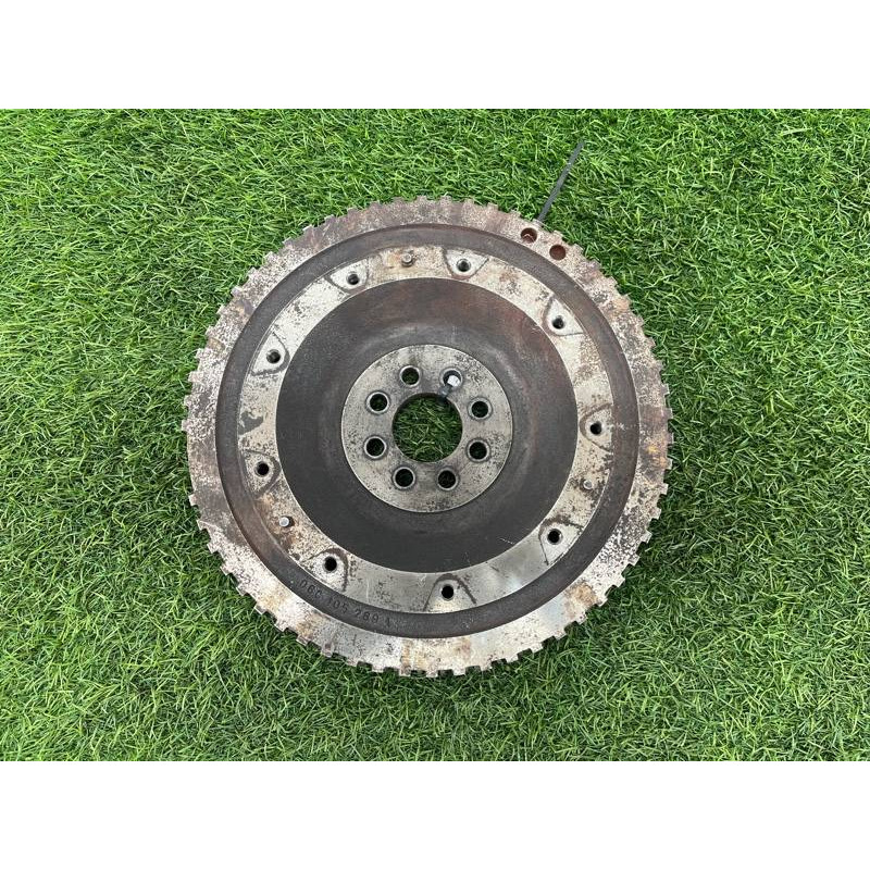 Маховик (двигатель и элементы) AUDI A4 B6 2.4BDV 06C105269A