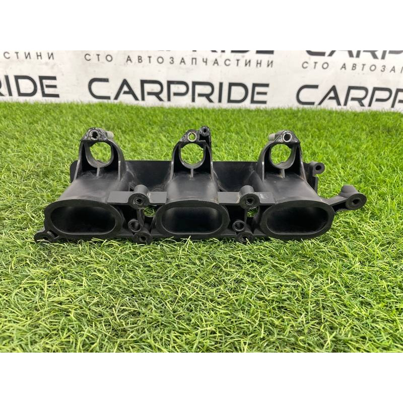 Коллектор впускной (впускная система) Audi Q5 8R 2012 3.2 CALB 06E133125D