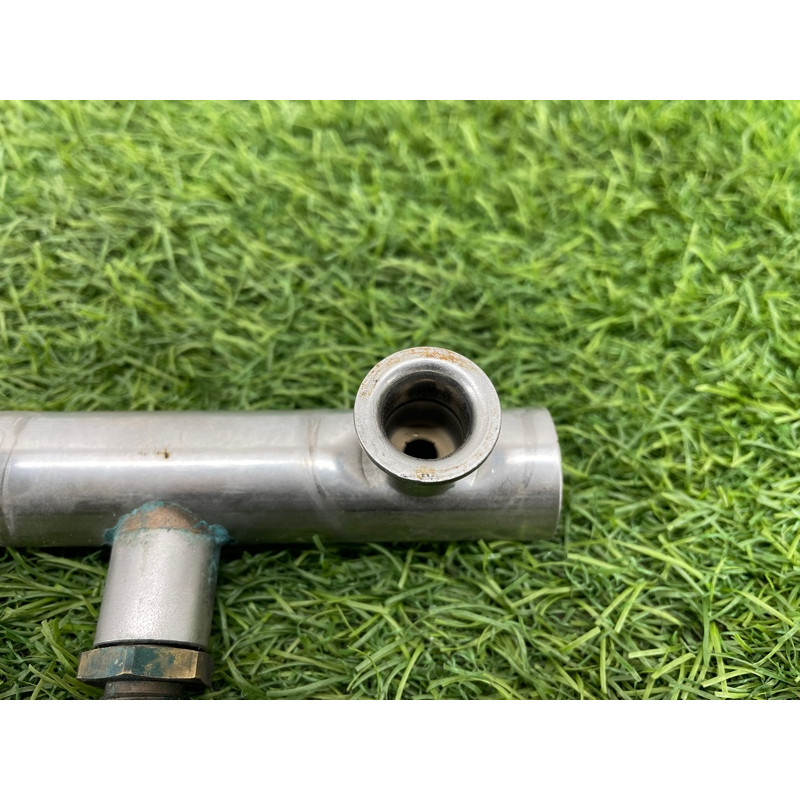 Топливная рампа (топливная система) Audi Q5 8R 2012 3.2 CALB 06E130089D