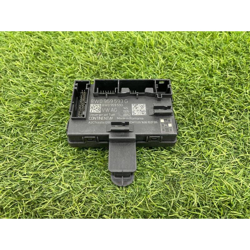 Блок управления дверьми (электрика / блоки управления) AUDI A4 B9 2017 2.0L 8W0959593G
