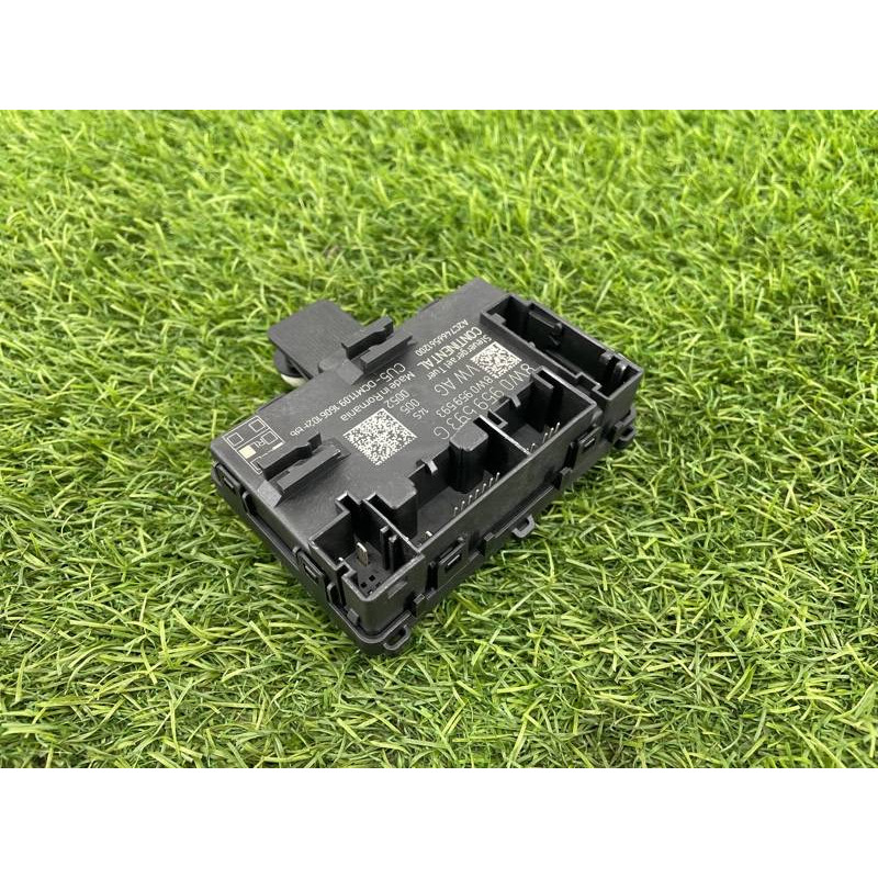 Блок управления дверьми (электрика / блоки управления) AUDI A4 B9 2017 2.0L 8W0959593G