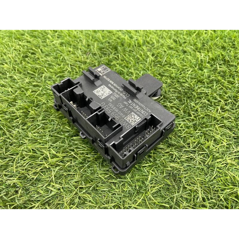 Блок управления дверьми (электрика / блоки управления) AUDI A4 B9 2017 2.0L 8W0959593G