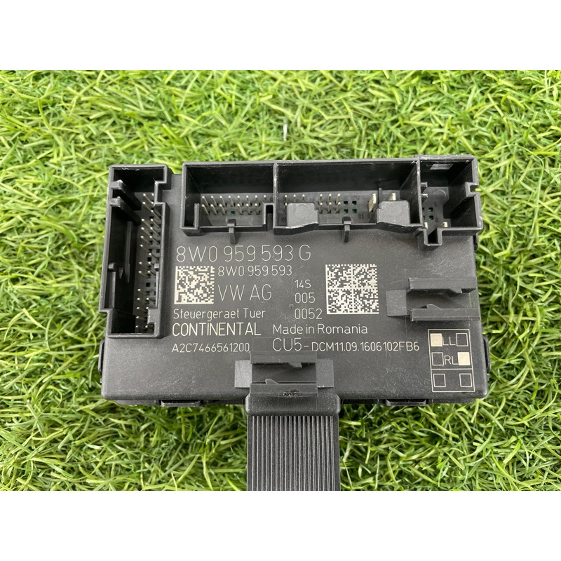 Блок управления дверьми (электрика / блоки управления) AUDI A4 B9 2017 2.0L 8W0959593G