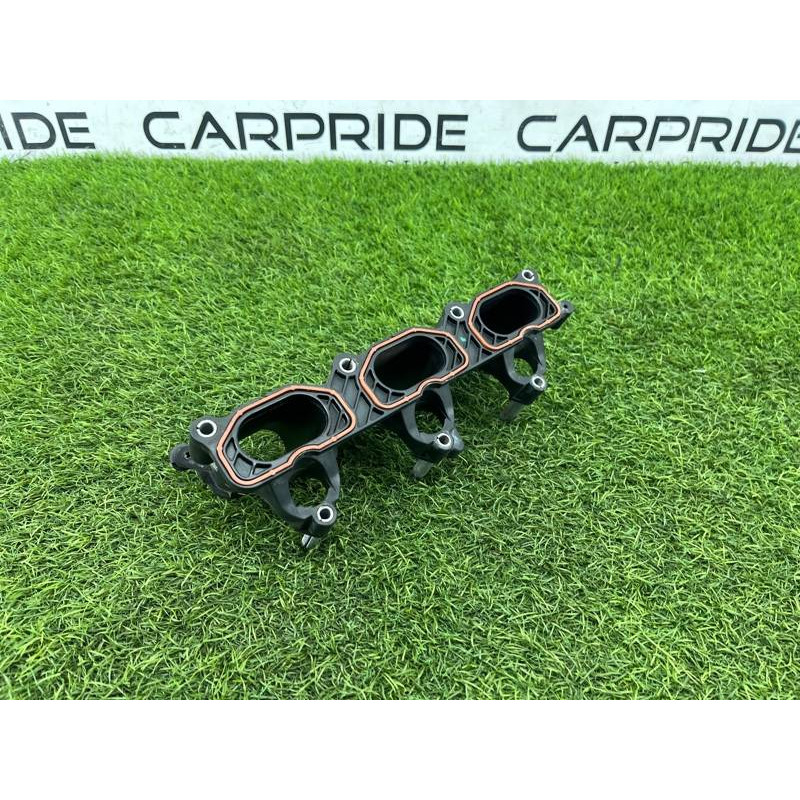 Коллектор впускной (впускная система) Audi Q5 8R 2012 3.2 CALB 06E133125D