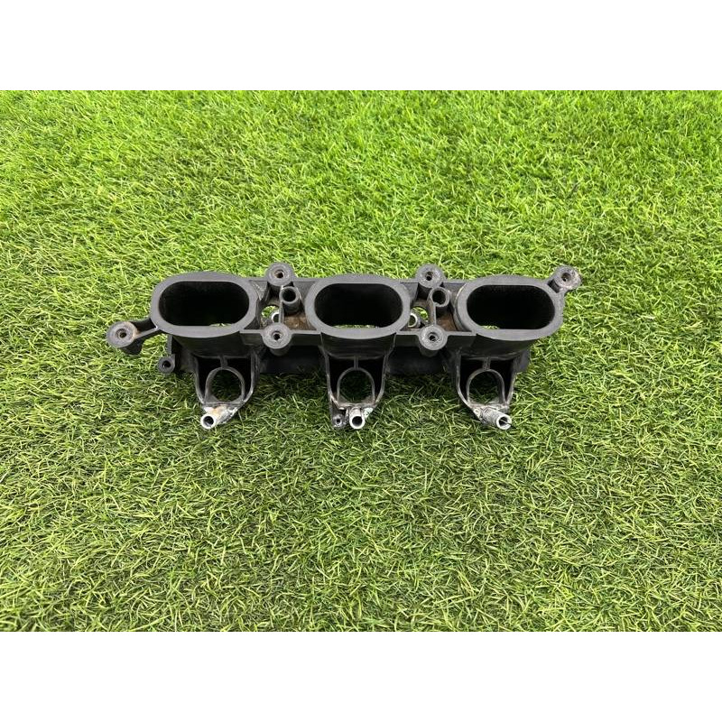 Коллектор впускной (впускная система) Audi Q5 8R 2012 3.2 CALB 06E133125D