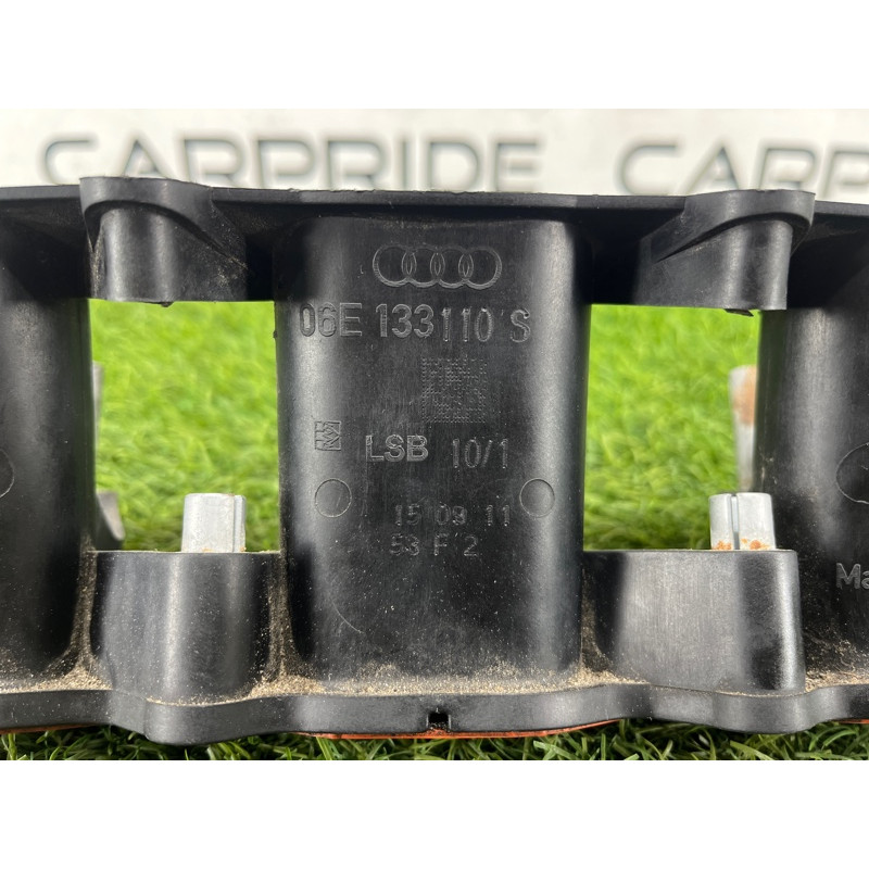 Коллектор впускной (впускная система) Audi Q5 8R 2012 3.2 CALB 06E133125D