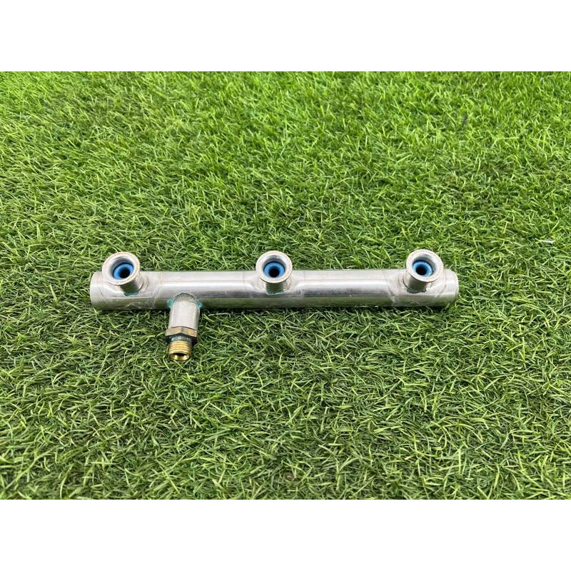 Топливная рампа (топливная система) Audi Q5 8R 2012 3.2 CALB 06E130090F