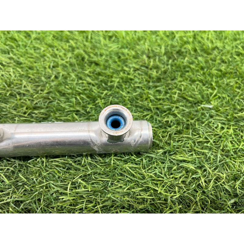 Топливная рампа (топливная система) Audi Q5 8R 2012 3.2 CALB 06E130090F