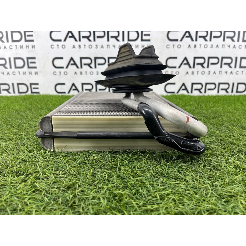 Испаритель кондиционера (отопление и кондиционирование) AUDI A4 B9 2017 2.0L 4M1820023