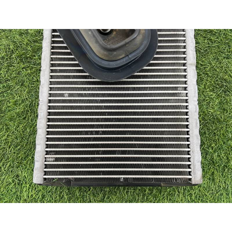 Испаритель кондиционера (отопление и кондиционирование) AUDI A4 B9 2017 2.0L 4M1820023