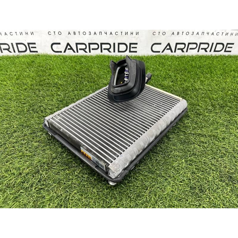 Испаритель кондиционера (отопление и кондиционирование) Audi A5 F5 2019 2.0 TFSI 4M1820023A