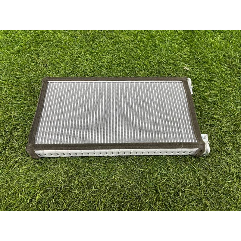 Радиатор печки (отопление и кондиционирование) AUDI A8 D4 2011 4,2 4H0898037