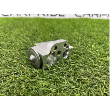 Клапан испарителя кондиционера