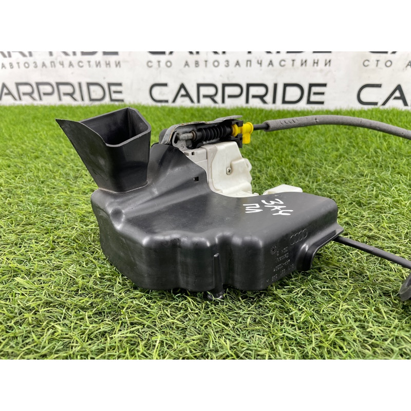 Замок двери (кузов и элементы) AUDI A4 B9 2017 2.0L 8X1837015C