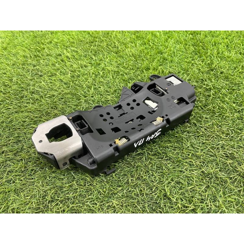 Кронштейн ручки двери (кузов и элементы) AUDI A4 B9 2017 2.0L 8W1837811A