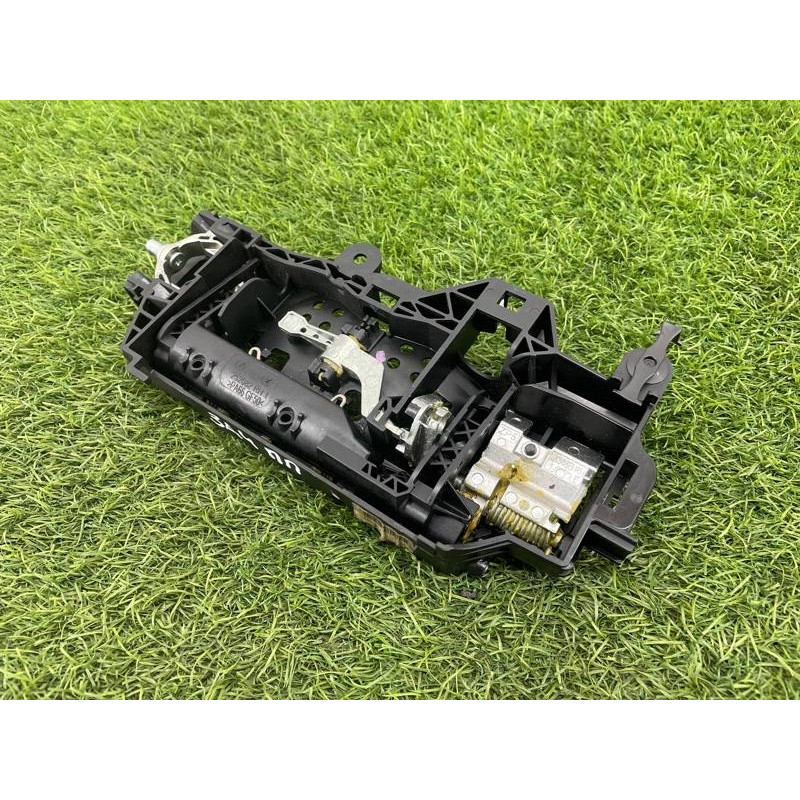 Кронштейн ручки двери (кузов и элементы) AUDI A4 B9 2017 2.0L 8W0837812A