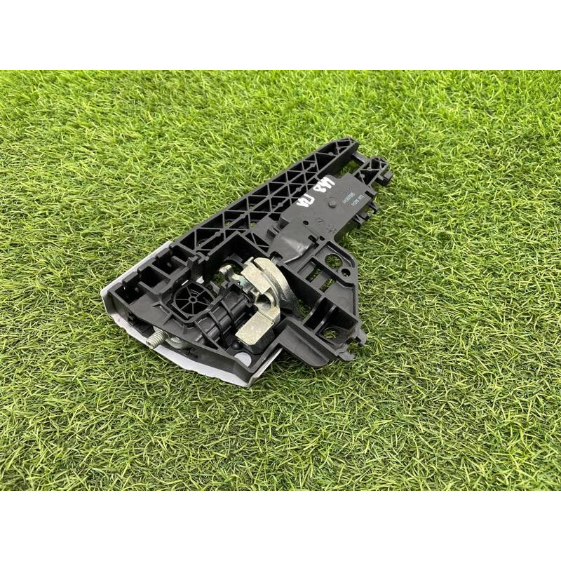 Кронштейн ручки дверей (кузов і елементи) AUDI A8 D4 2011 4,2 4H1837885