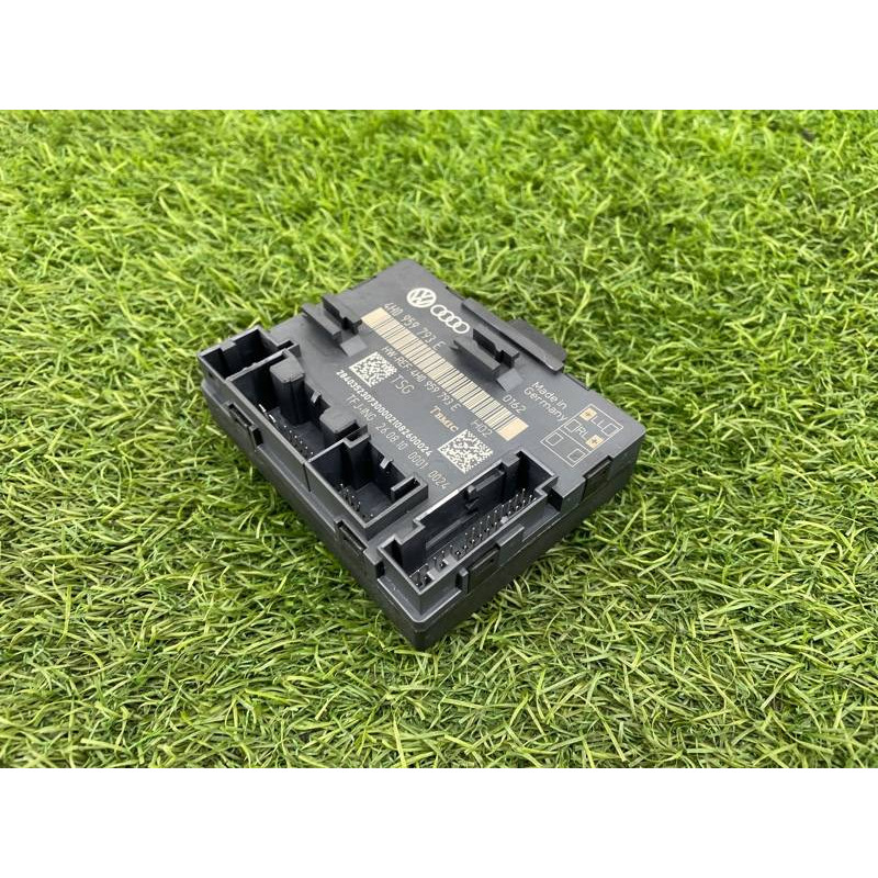 Блок управления дверьми (электрика / блок управления) AUDI A8 D4 2011 4,2 4H0959793E