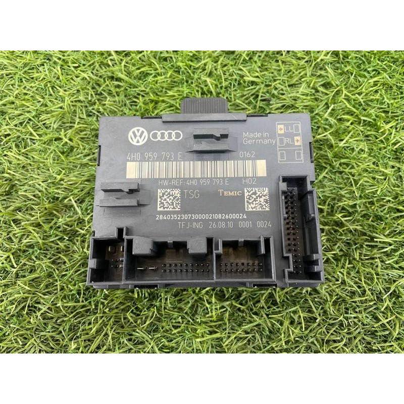 Блок управления дверьми (электрика / блок управления) AUDI A8 D4 2011 4,2 4H0959793E