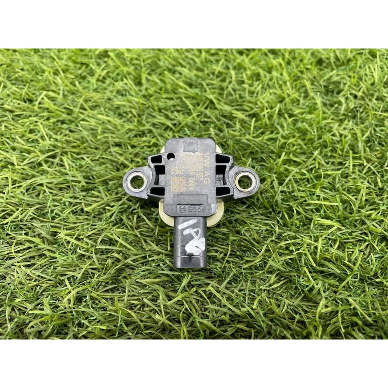 Датчик удара (электрика / датчики) AUDI A8 D4 2011 4,2 4H0955557