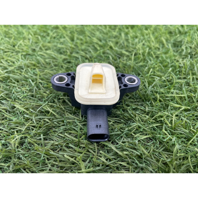 Датчик удара (электрика / датчики) AUDI A8 D4 2011 4,2 4H0955557