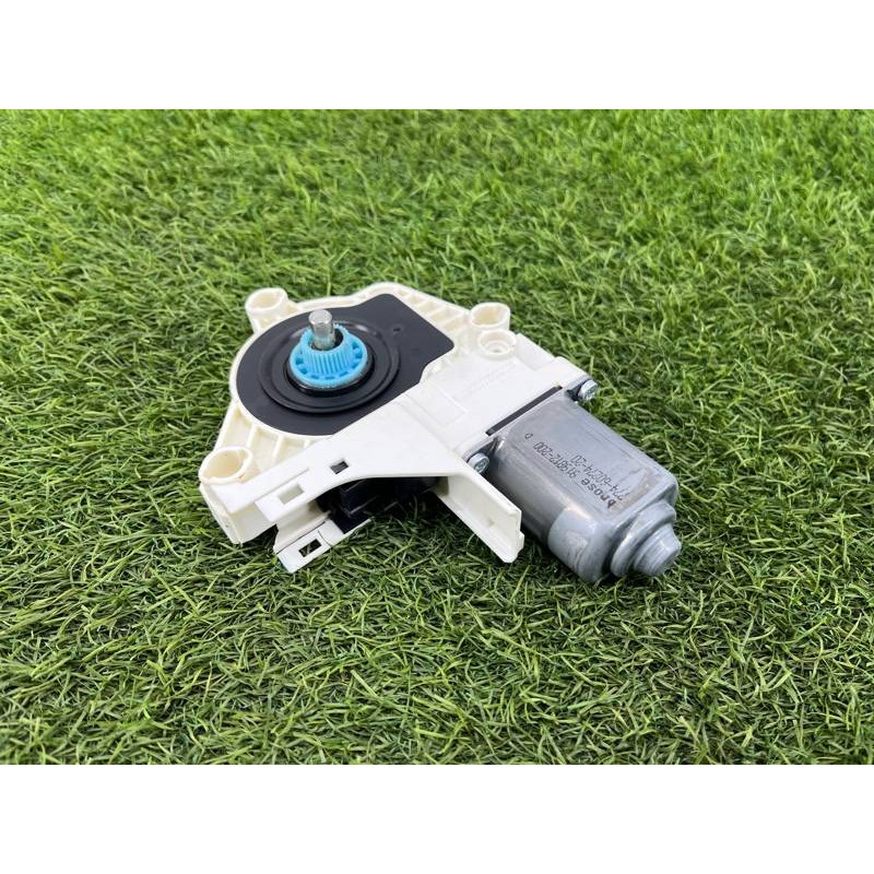 Мотор стеклоподъемника (электрика) Audi Q5 8R 2012 3.2 CALB 8K0959811A