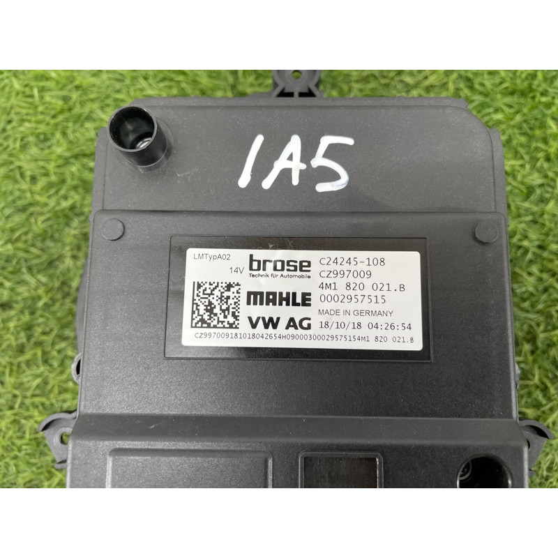 Мотор печки (отопление и кондиционирование) Audi A5 F5 2019 2.0 TFSI 4M1820021B